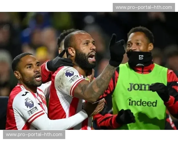 战术讨论热潮：英超球迷社群深度参与战术解构成风尚